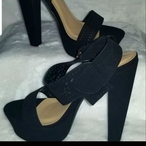 Speed Limit 98 Heels  7.5